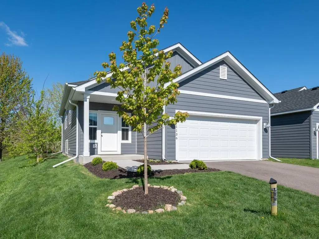 1111 Dorthy LN, Elko New Market, MN 55054