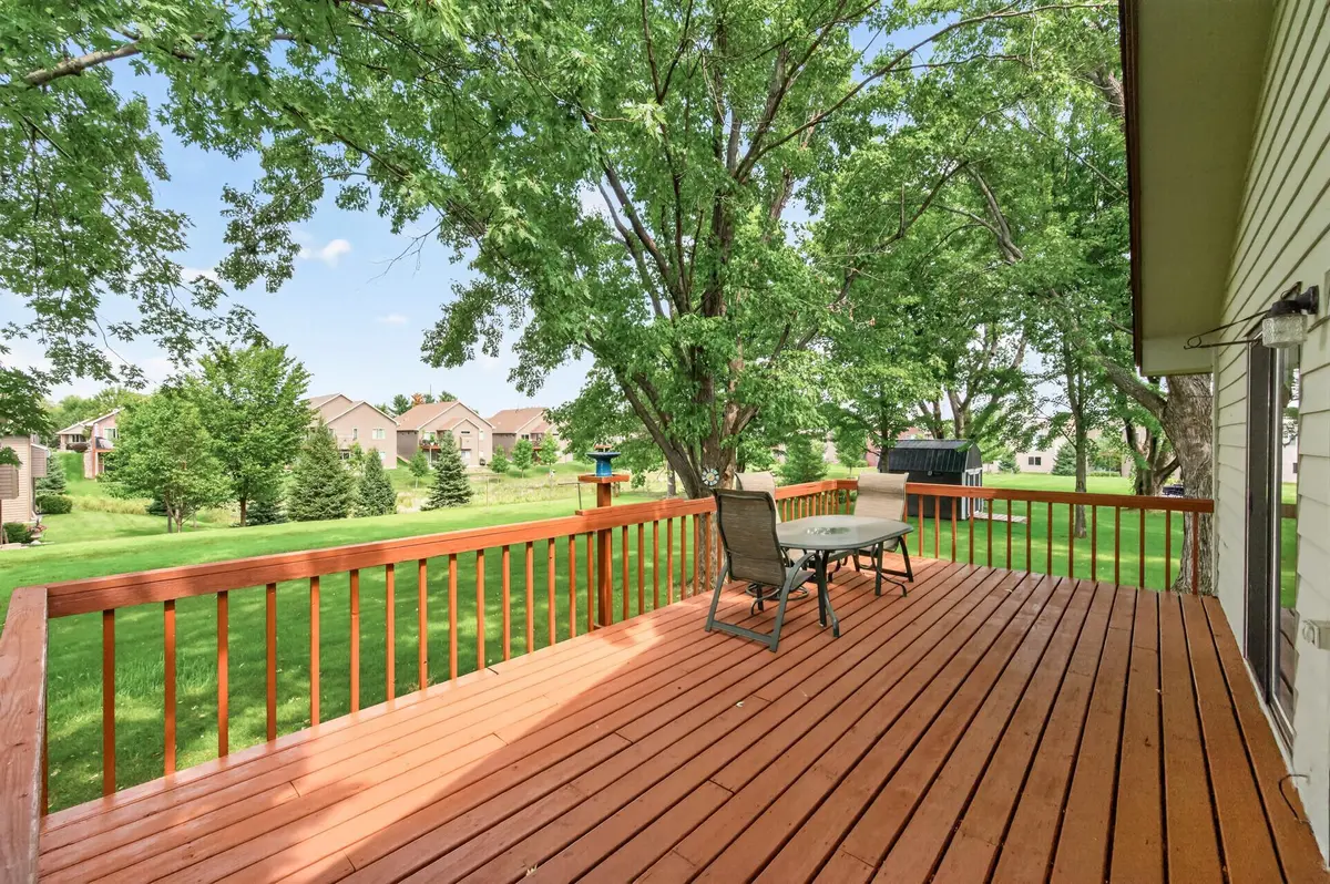 3800 101st AVE N, Brooklyn Park, MN 55443