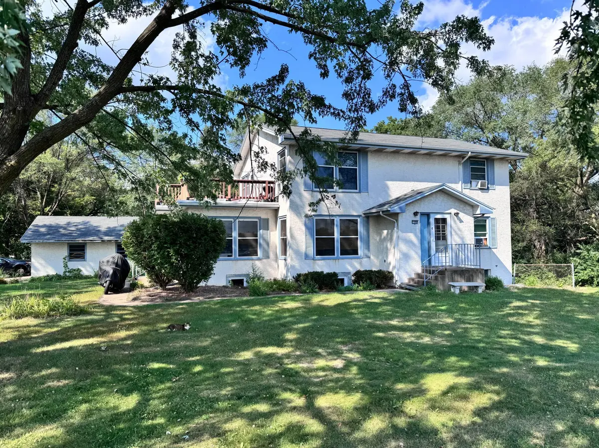 1398 25th ST NW, New Brighton, MN 55112