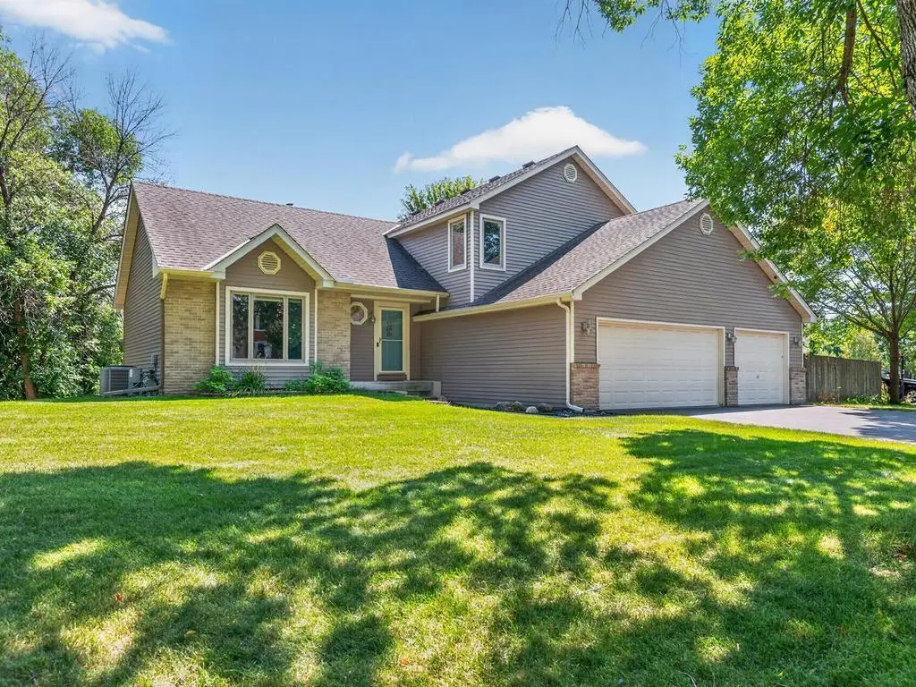 10615 52nd AVE N, Plymouth, MN 55442