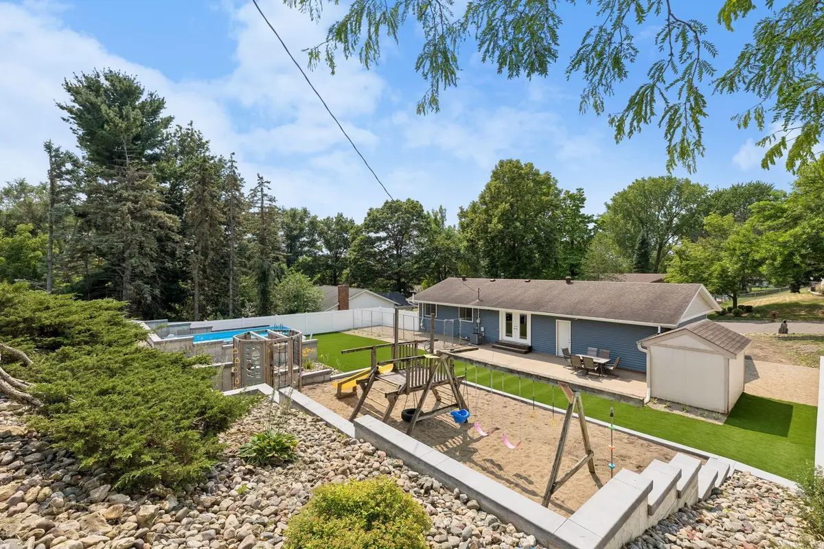 8351 Innsdale AVE S, Cottage Grove, MN 55016