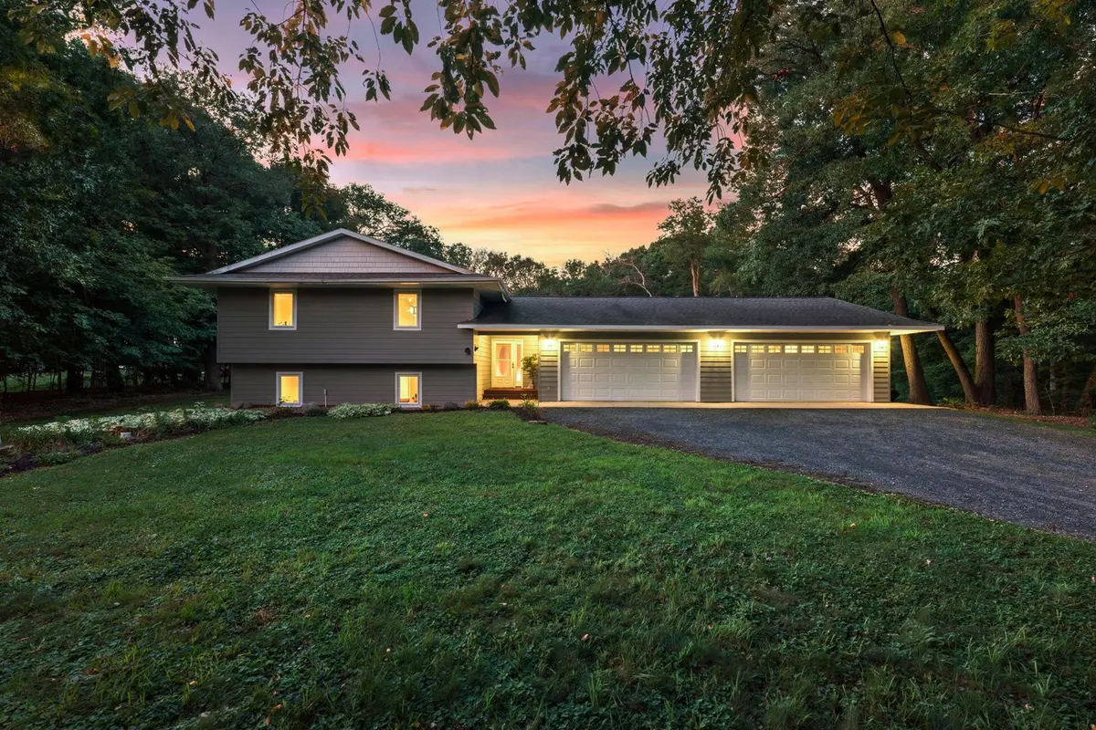 21060 Victory LN, Taylors Falls, MN 55084