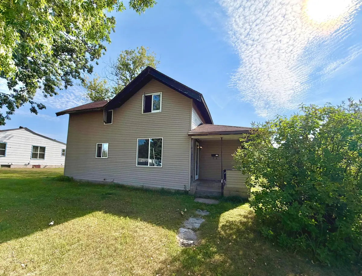 508 NW 8th AVE, Grand Rapids, MN 55744