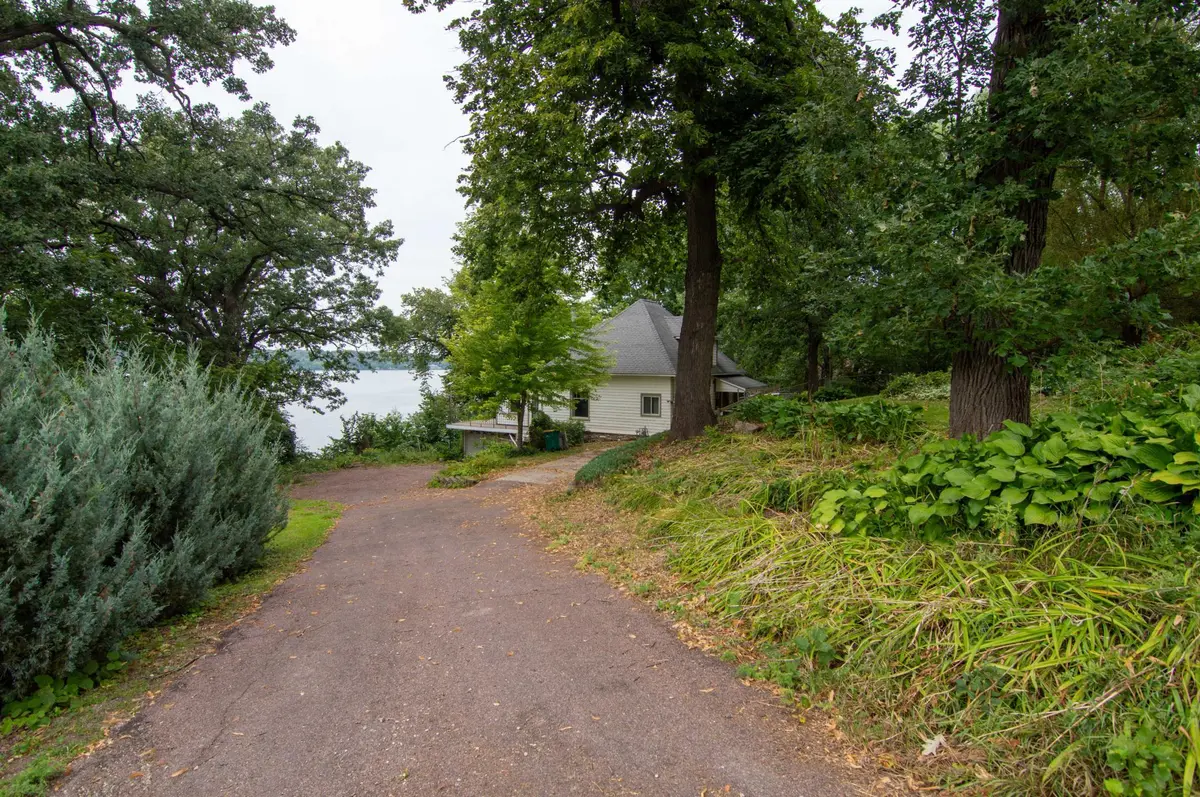 609 Lakeshore DR, Ortonville, MN 56278