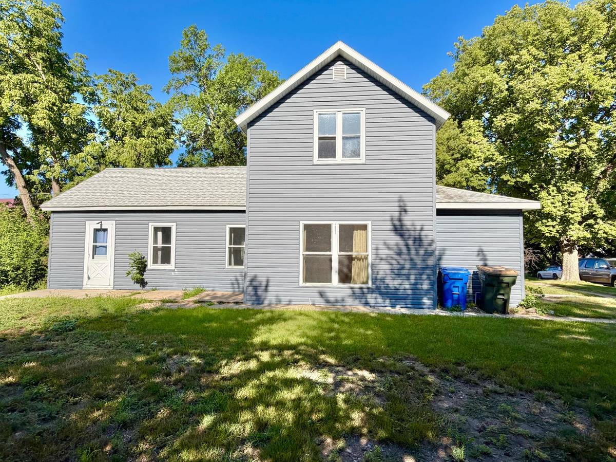 365 7th AVE, Granite Falls, MN 56241