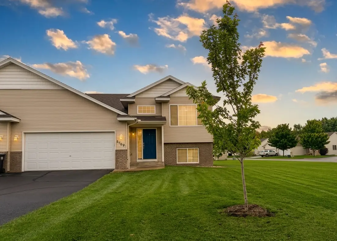 2769 235th AVE NW, Saint Francis, MN 55070