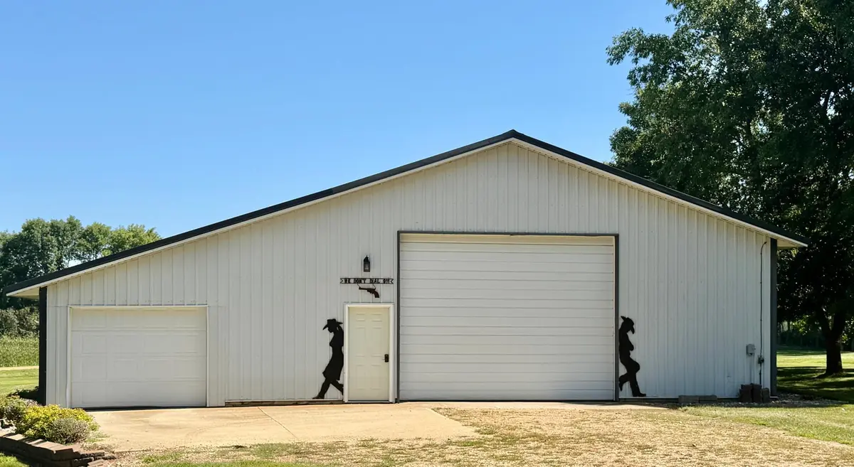 1620 Sioux Trail RD, Lake Benton, MN 56149