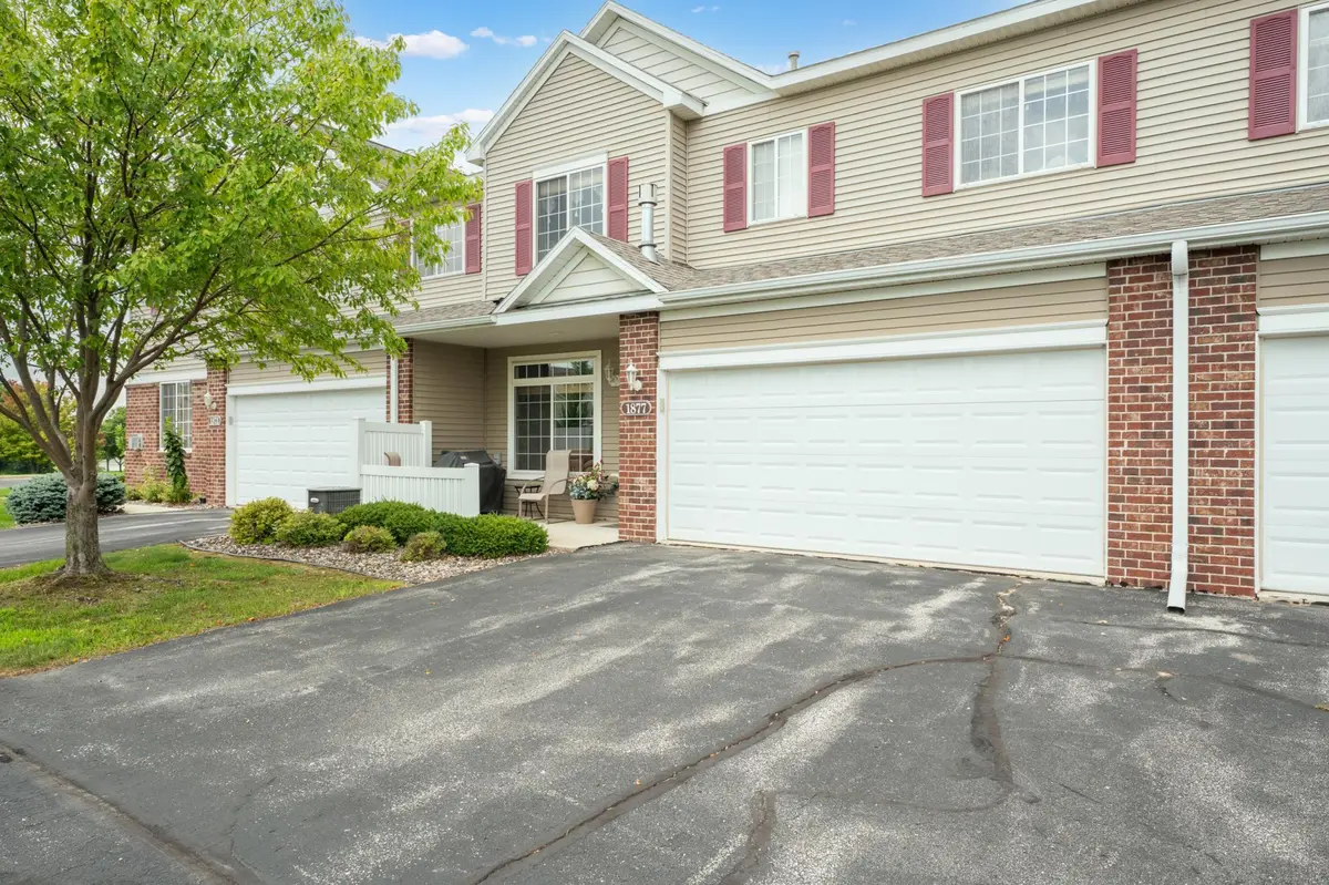 1877 Sandcherry CT NW, Rochester, MN 55901