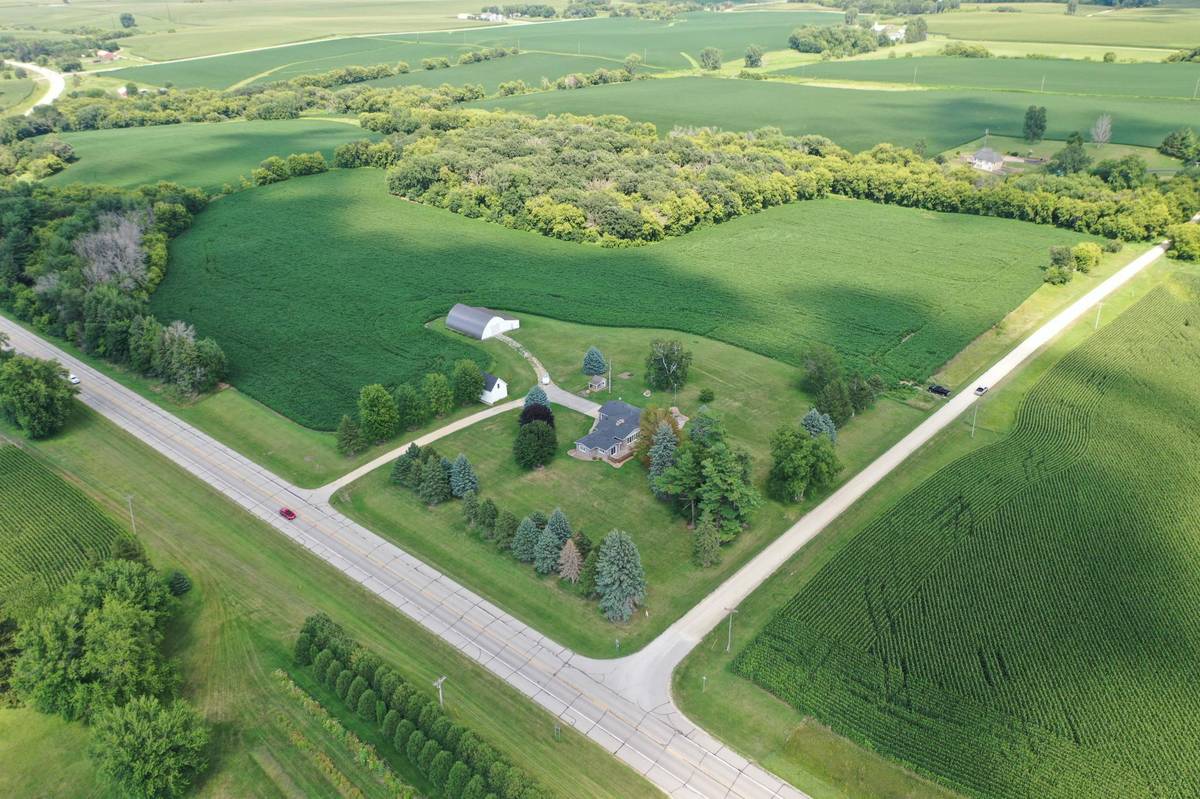 4900 42 HWY NE, Eyota, MN 55934