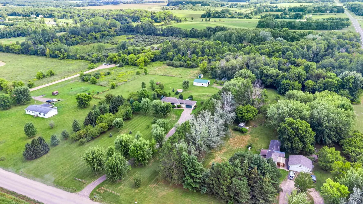 14088 90th AVE, Milaca, MN 56353