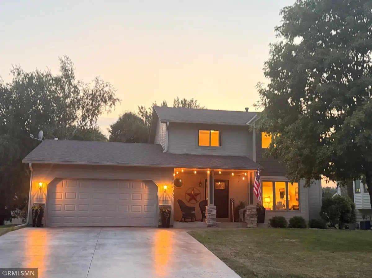 14613 Guthrie AVE S, Apple Valley, MN 55124