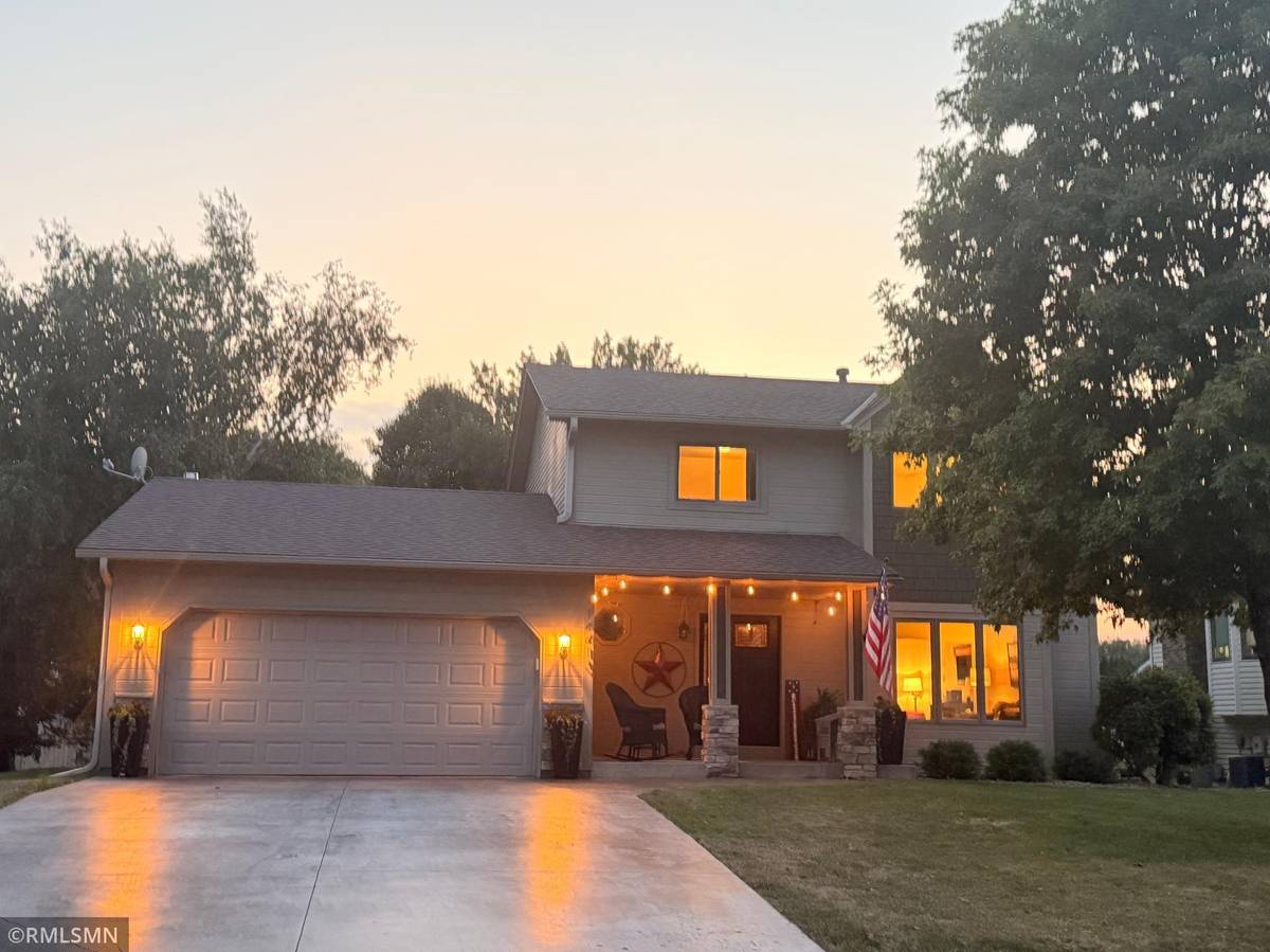 14613 Guthrie AVE S, Apple Valley, MN 55124