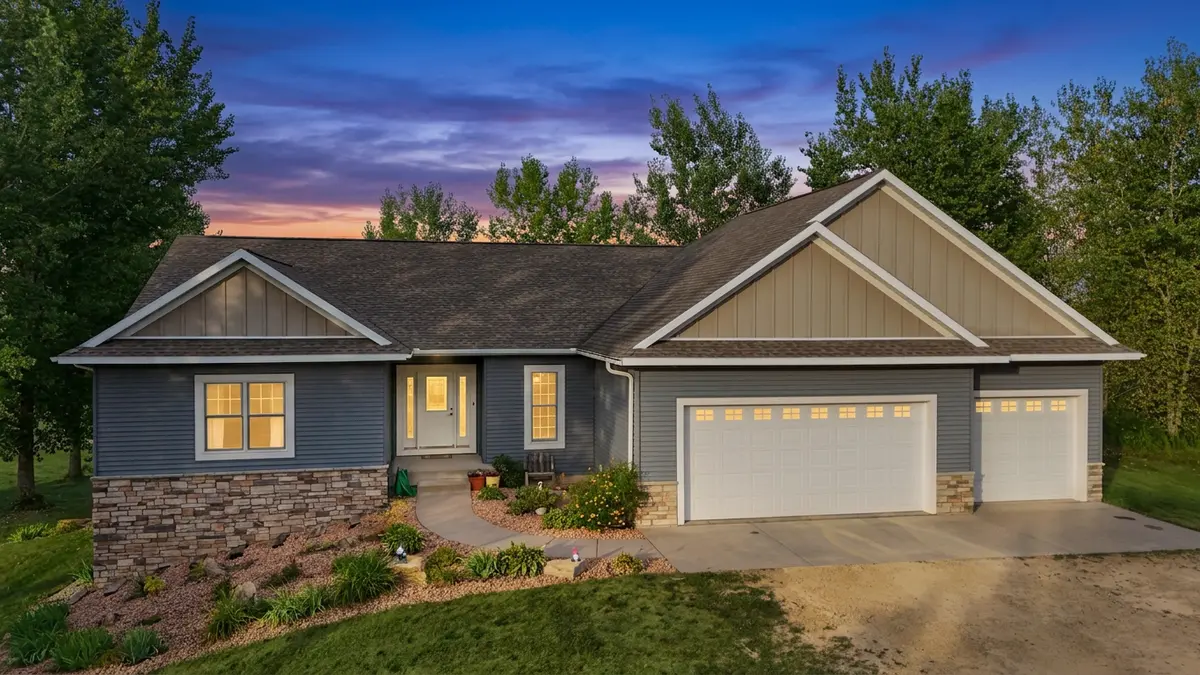 793 157th ST, Roberts, WI 54023