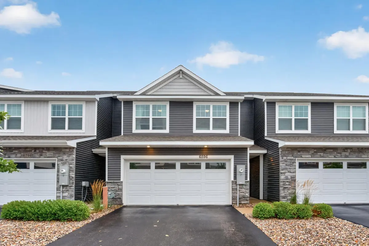 6596 Genevieve TRL S, Cottage Grove, MN 55016