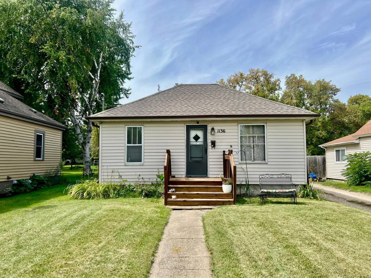 1136 West AVE, Detroit Lakes, MN 56501