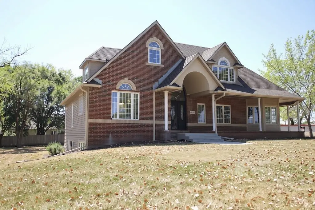 15425 W Grassmere, Wichita, KS 67052