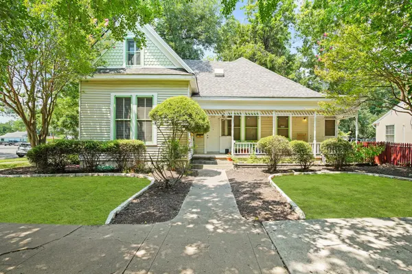 212 W 43rd ST #A, Austin, TX 78751