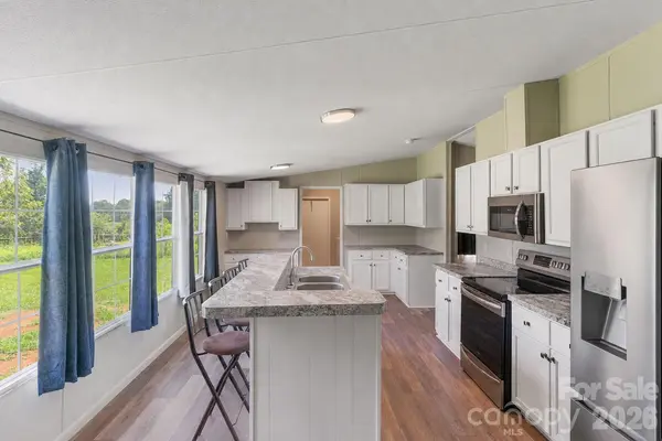 1633 N Brook 3 School RD, Vale, NC 28168