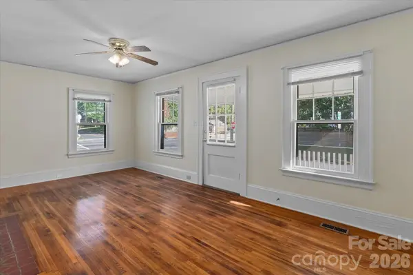 2101 Kenilworth AVE, Charlotte, NC 28203