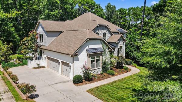 15304 Wyndham Oaks DR, Charlotte, NC 28277