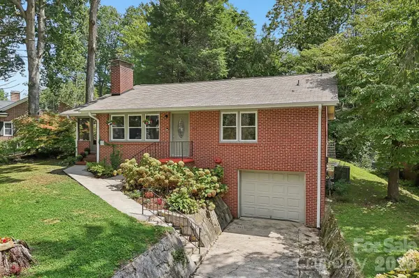 322 Crescent AVE, Hendersonville, NC 28792