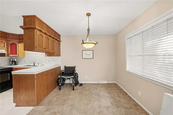 10423 ASH ST, Overland Park, KS 66207