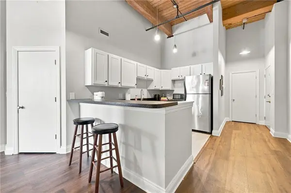 308 W 8th ST #216, Kansas City, MO 64105