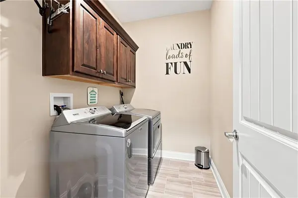 24940 W 143 TER, Olathe, KS 66061