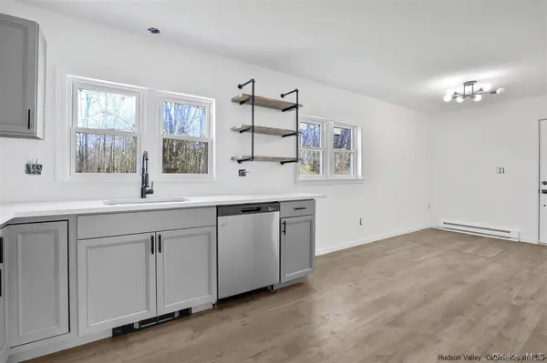 15 Sand Hill RD, Gardiner, NY 12525