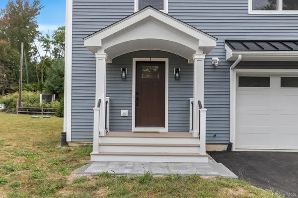 65 Paulding LN ##1, Crompond, NY 10517