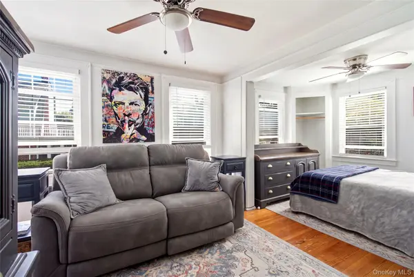 157 Clinton AVE #1, Huntington, NY 11743