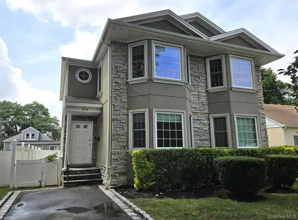 63 Dunwood RD ##A, Port Washington, NY 11050