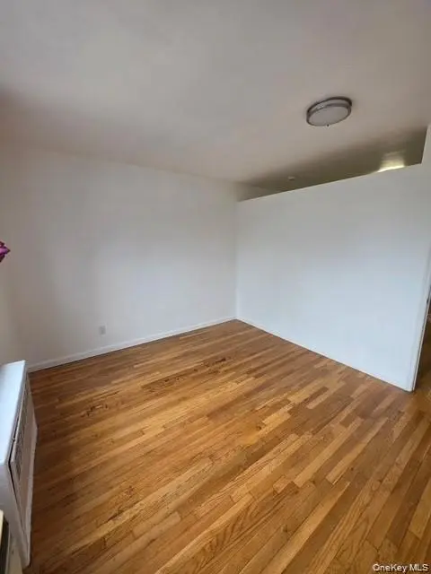 41-25 Kissena Blvd #2J, Flushing, NY 11355
