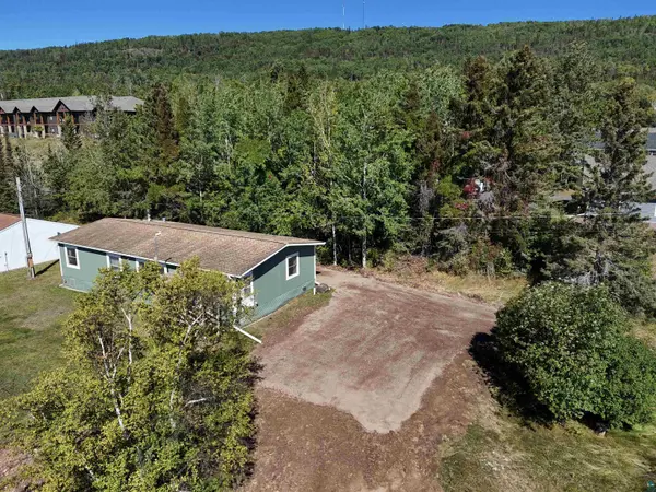 823 Creechville Rd, Grand Marais, MN 55604