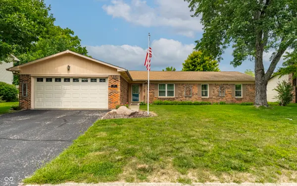 620 Colbarn DR, Fishers, IN 46038