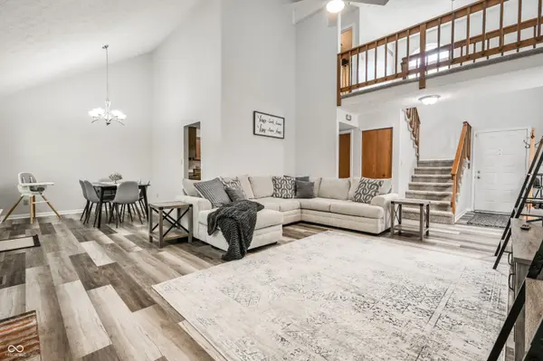 7730 Hollow Ridge CIR, Indianapolis, IN 46256