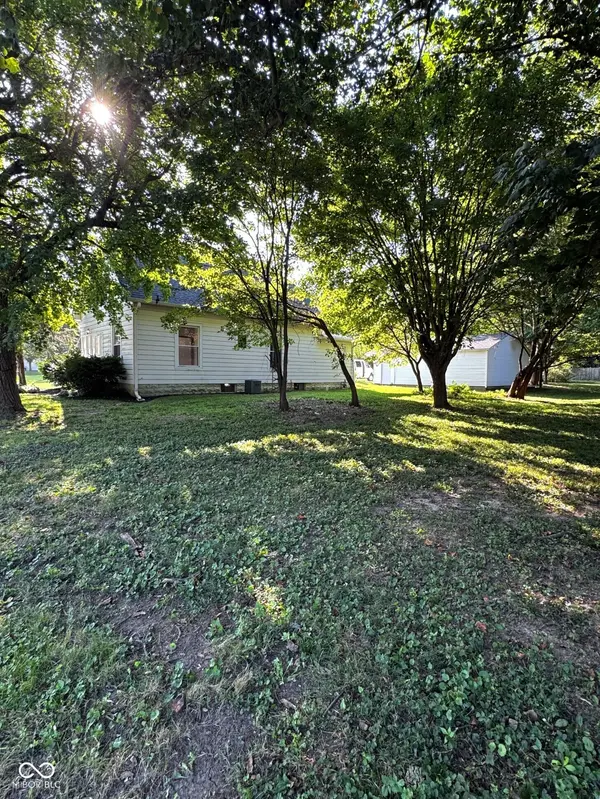 403 W Washington ST, Waynetown, IN 47990