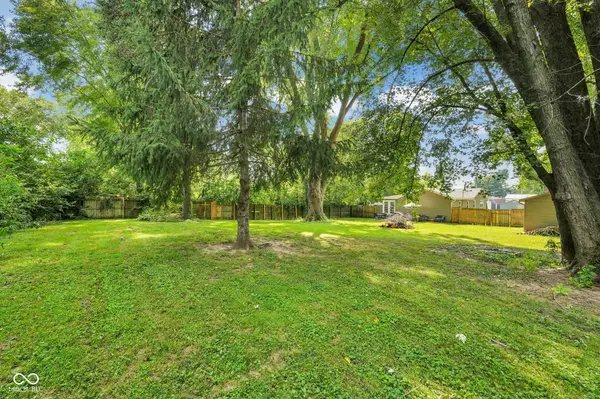 5217 Denny, Columbus, IN 47201