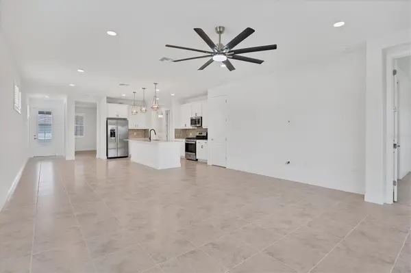 8177 STERNWAY RD, Sarasota, FL 34240