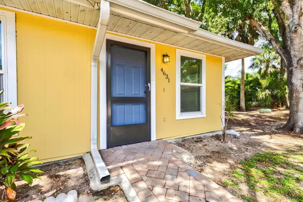 4631 SUMMERWIND DR #16, Sarasota, FL 34234