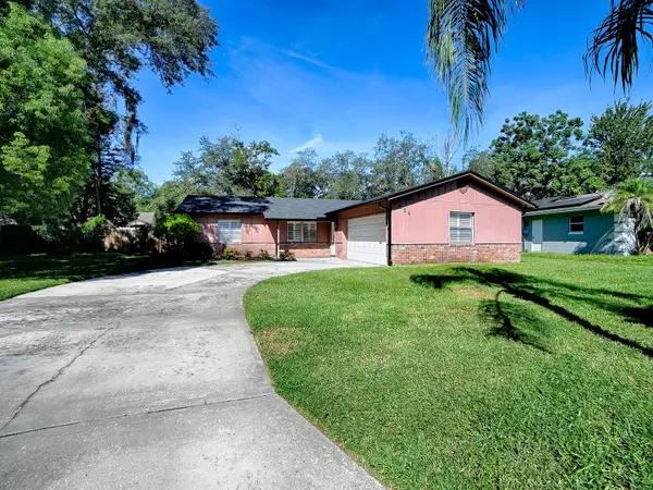 154 ESSEX DR, Longwood, FL 32779