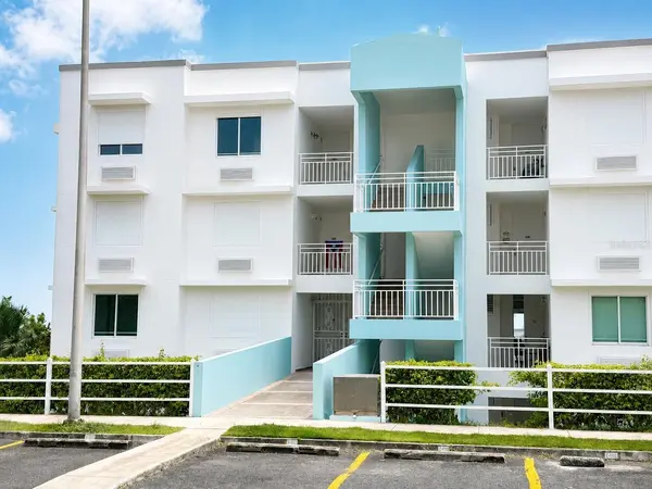 0 CLL LAS COLINAS #202, Rio Grande, PR 00745