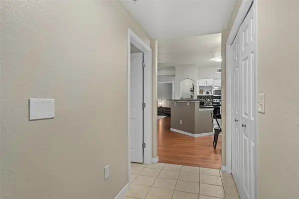 6663 QUEENS BOROUGH AVE #104, Orlando, FL 32835