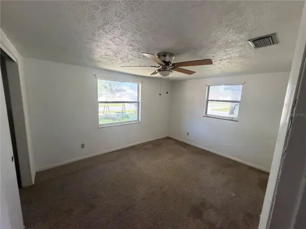 38404 14TH AVE, Zephyrhills, FL 33542