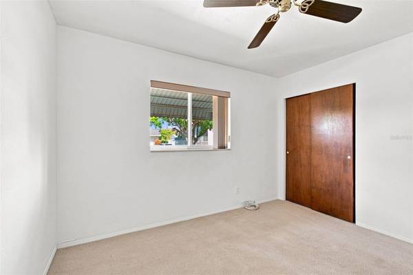 2101 WINCHESTER RD N, St Petersburg, FL, 33710 photo 41