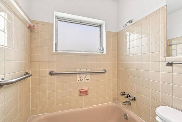 2101 WINCHESTER RD N, St Petersburg, FL, 33710 photo 30