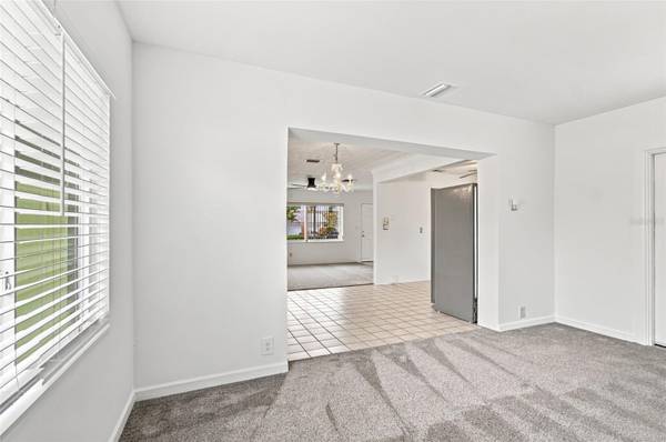 2101 WINCHESTER RD N, St Petersburg, FL, 33710 photo 19