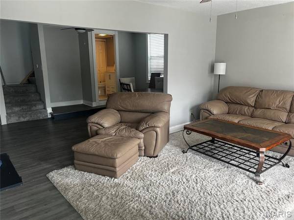 2725 January AVE, St Louis, MO 63139