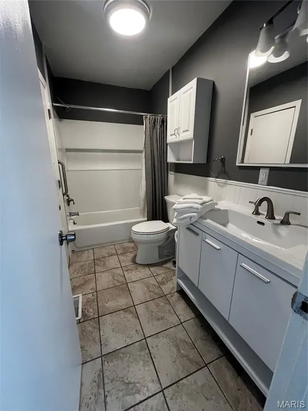 2725 January AVE, St Louis, MO 63139