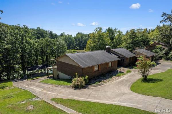 2764 Tanglewood DR, Cape Girardeau, MO 63701